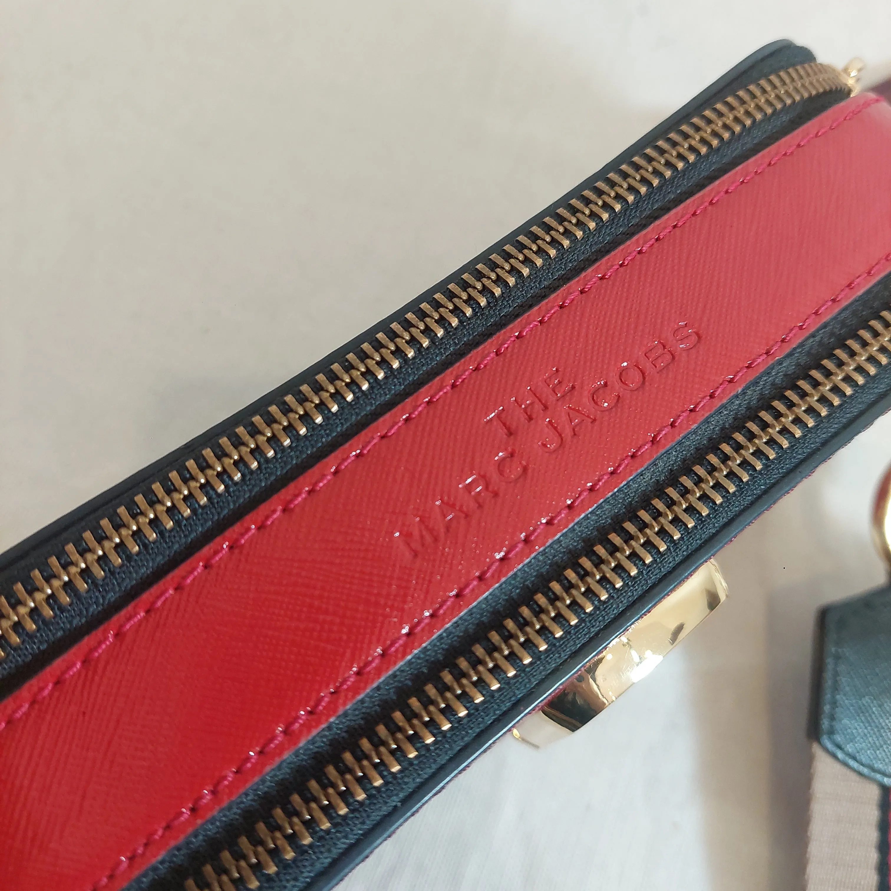 Marc Jacobs 'New Cranberry Multi' Snapshot Crossbody Bag | Gently Used |