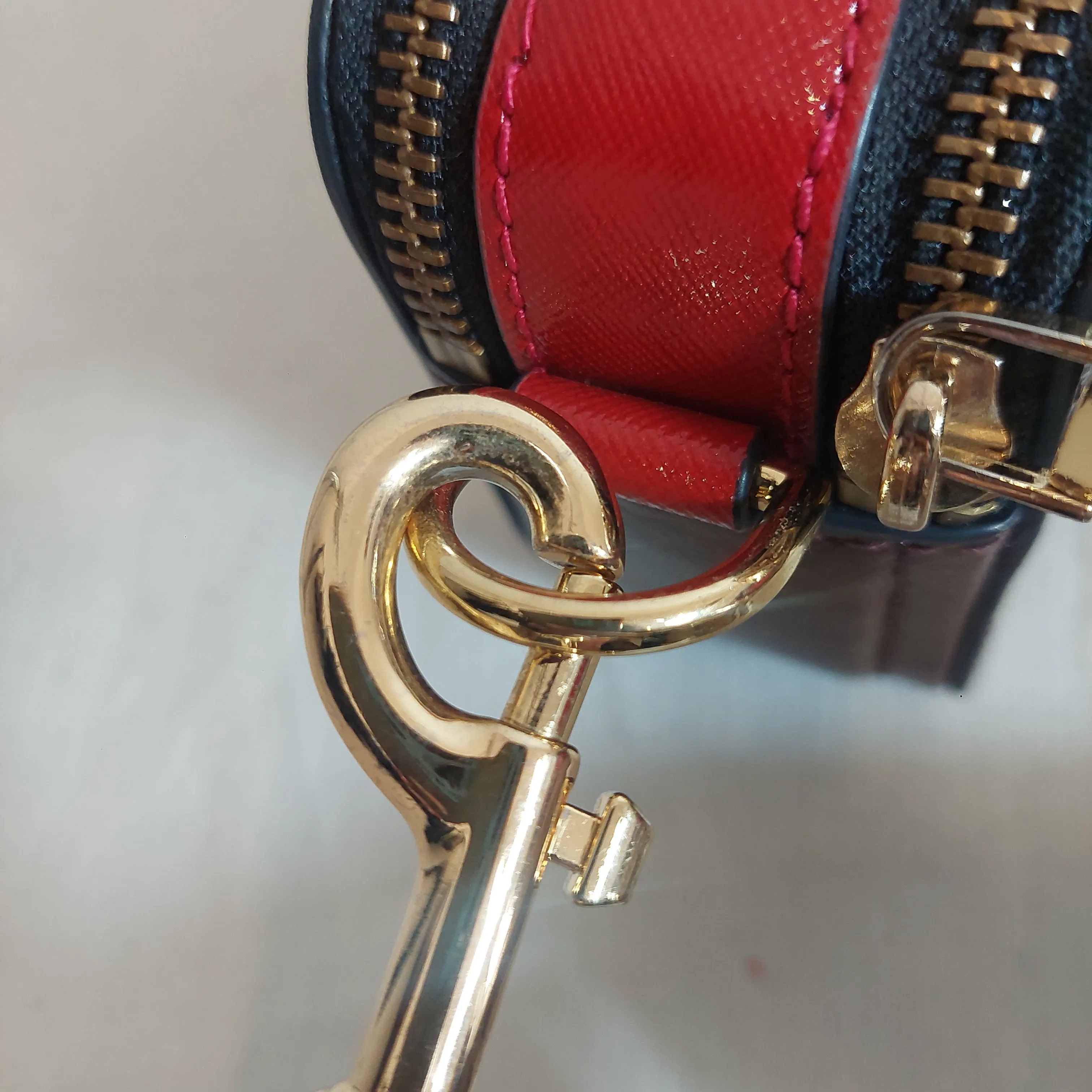 Marc Jacobs 'New Cranberry Multi' Snapshot Crossbody Bag | Gently Used |