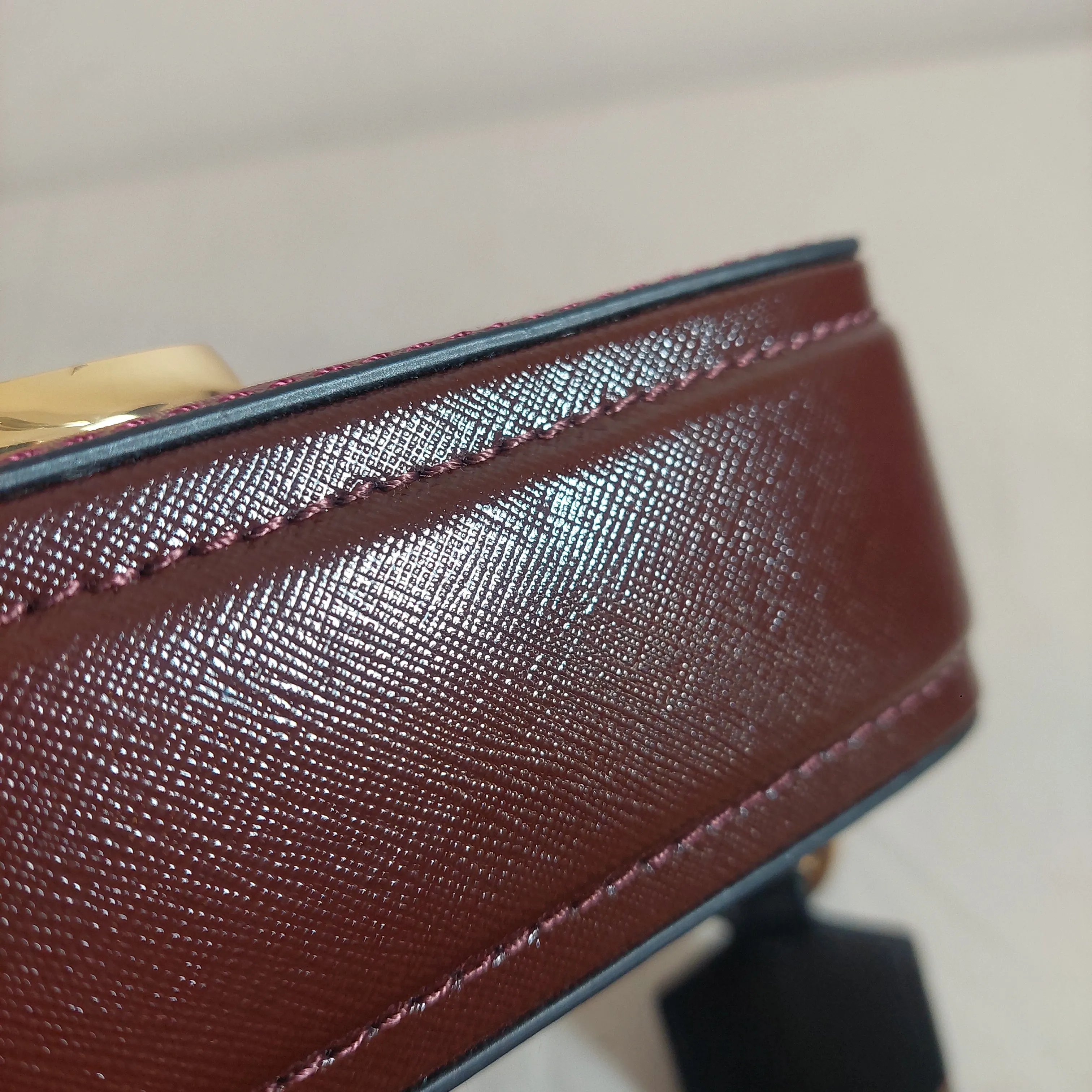 Marc Jacobs 'New Cranberry Multi' Snapshot Crossbody Bag | Gently Used |